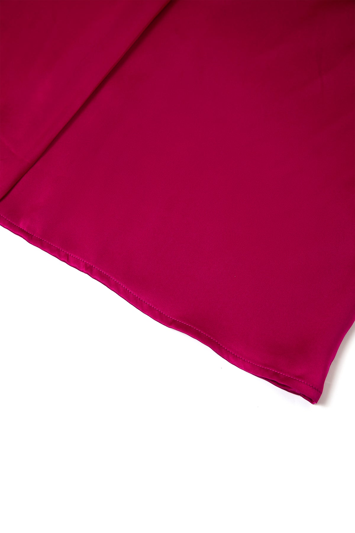 Crimson Maple Robe In Mulberry Silk - Mulled Wine