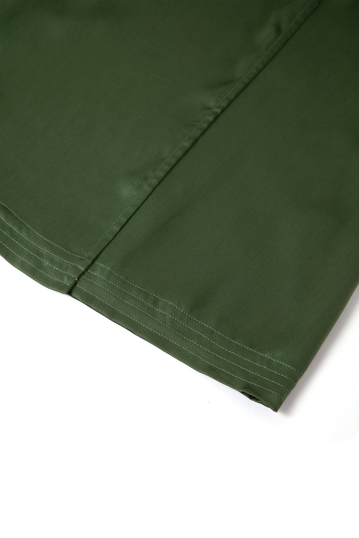 Viridian Lake Chemise and Robe Set In Mulberry Silk - Pine Shadow