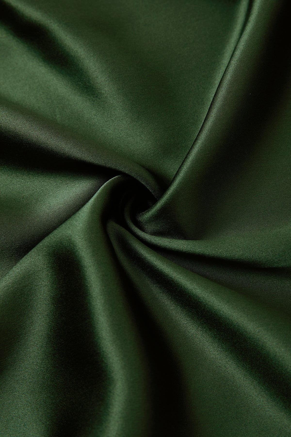 Viridian Lake Chemise and Robe Set In Mulberry Silk - Pine Shadow