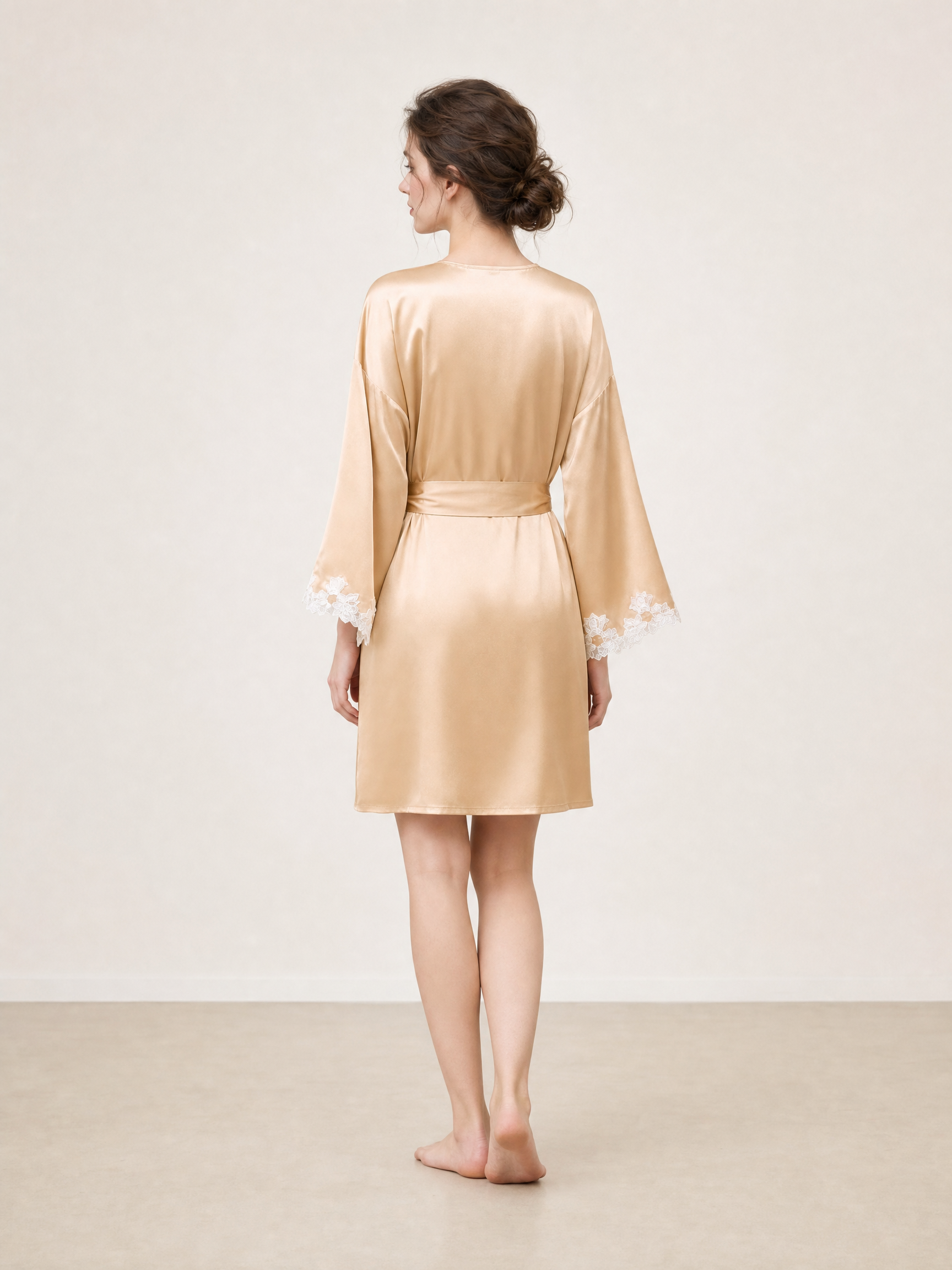Wheat Shadows Robe In Mulberry Silk - Sunlit Chaff