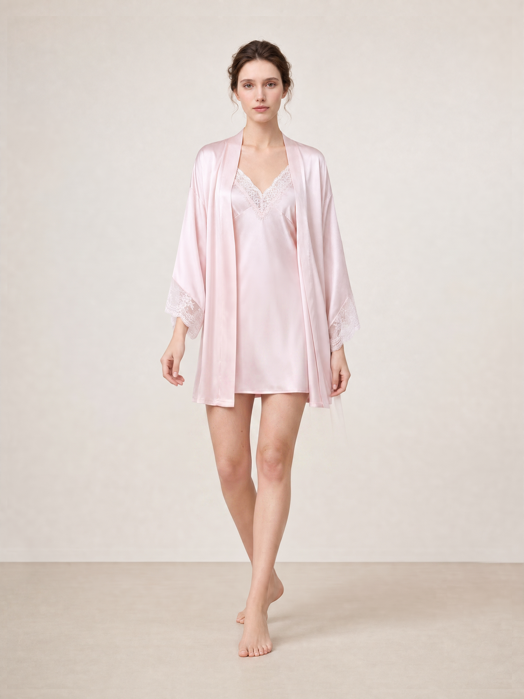 Blushing Skies Chemise and Robe Set In Mulberry Silk - Lilac Cloud