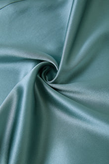 Viridian Lake Silk Pajama Set In Mulberry Silk - Twilight Sea