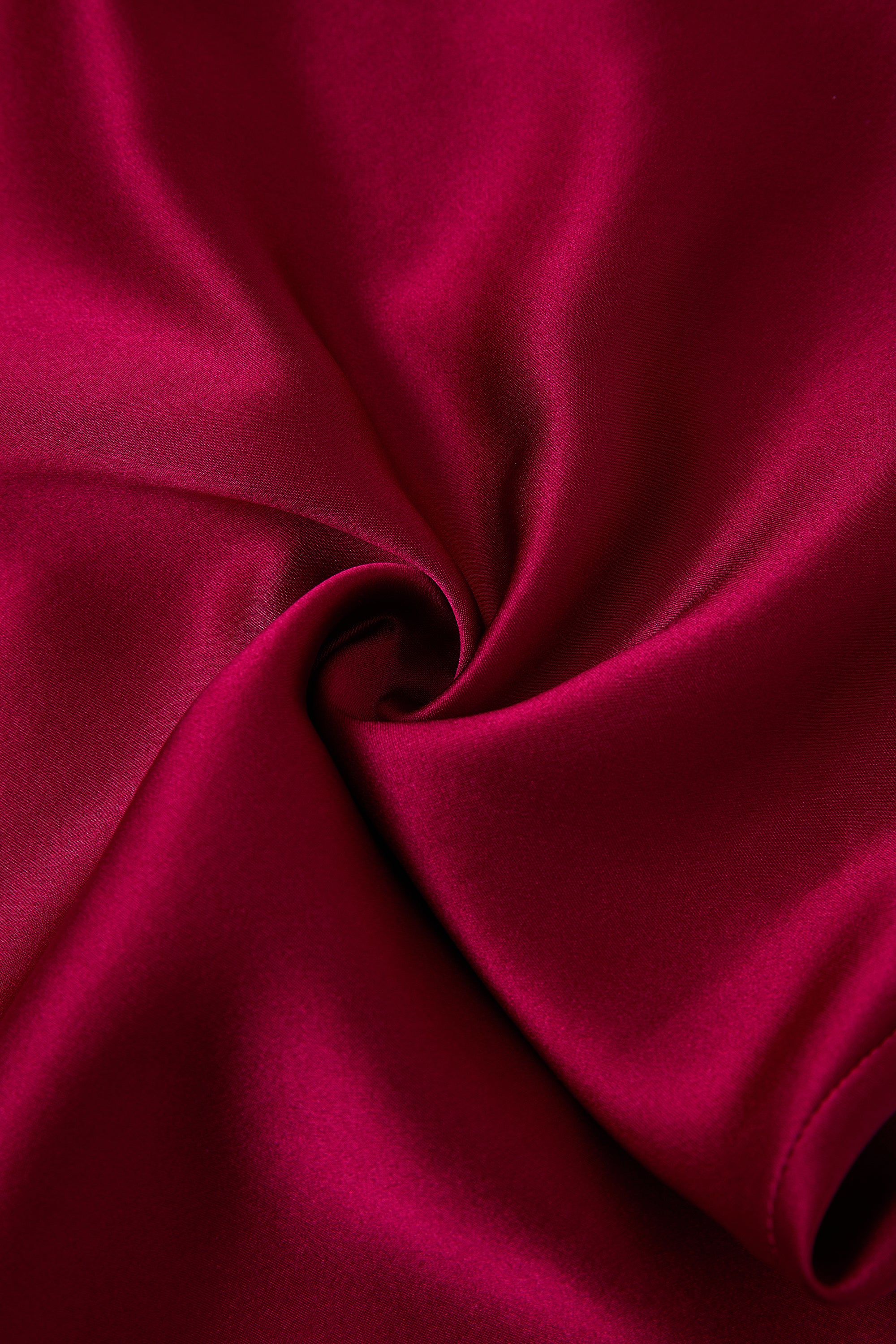 Crimson Maple Cami and Shorts Set In Mulberry Silk - Mulled Wine