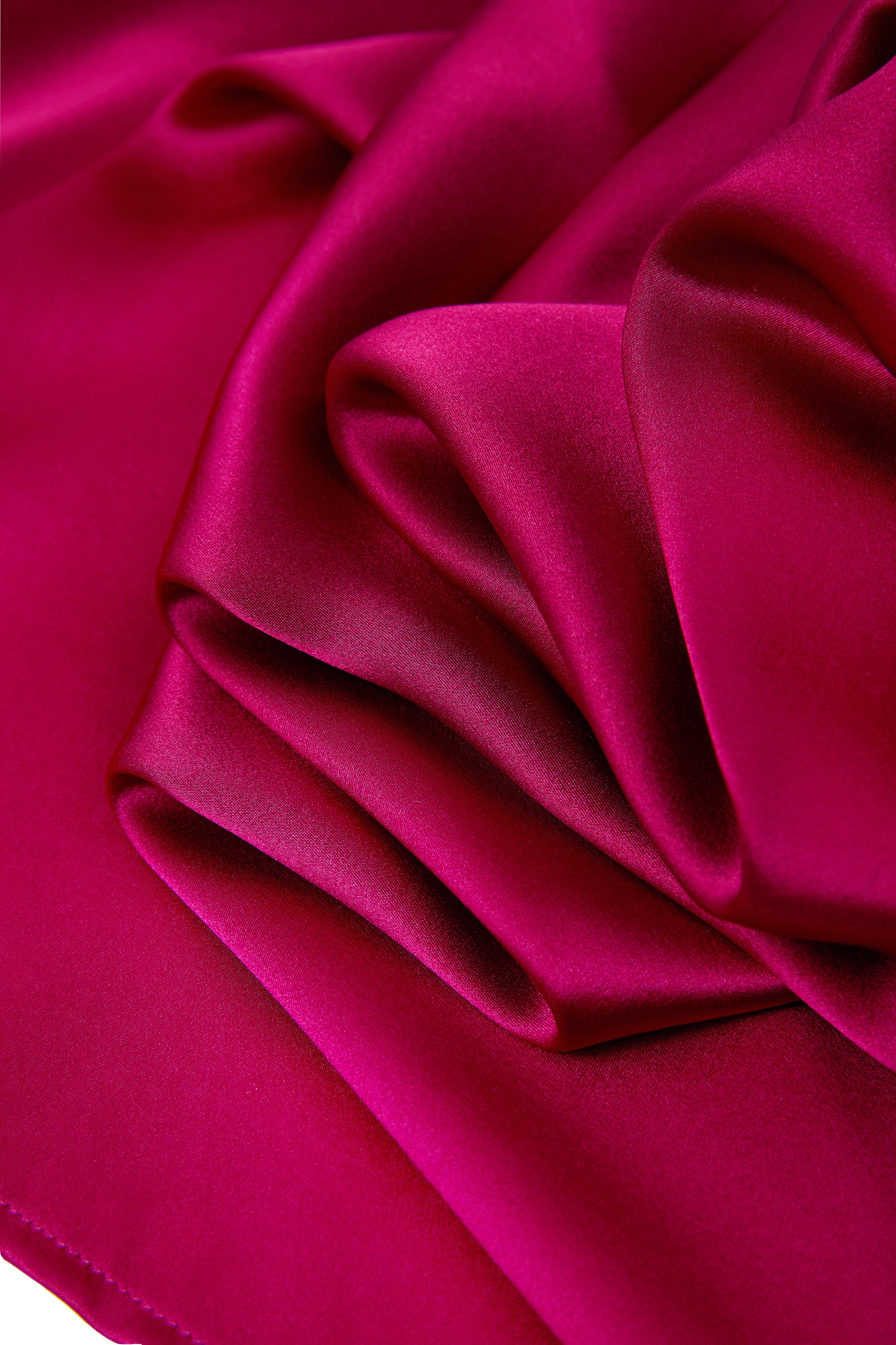 Crimson Maple Robe In Mulberry Silk - Mulled Wine