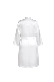 Lunar Glow Chemise and Robe Set In Mulberry Silk - Moonbeam