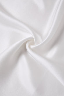 Lunar Glow Chemise and Robe Set In Mulberry Silk - Moonbeam