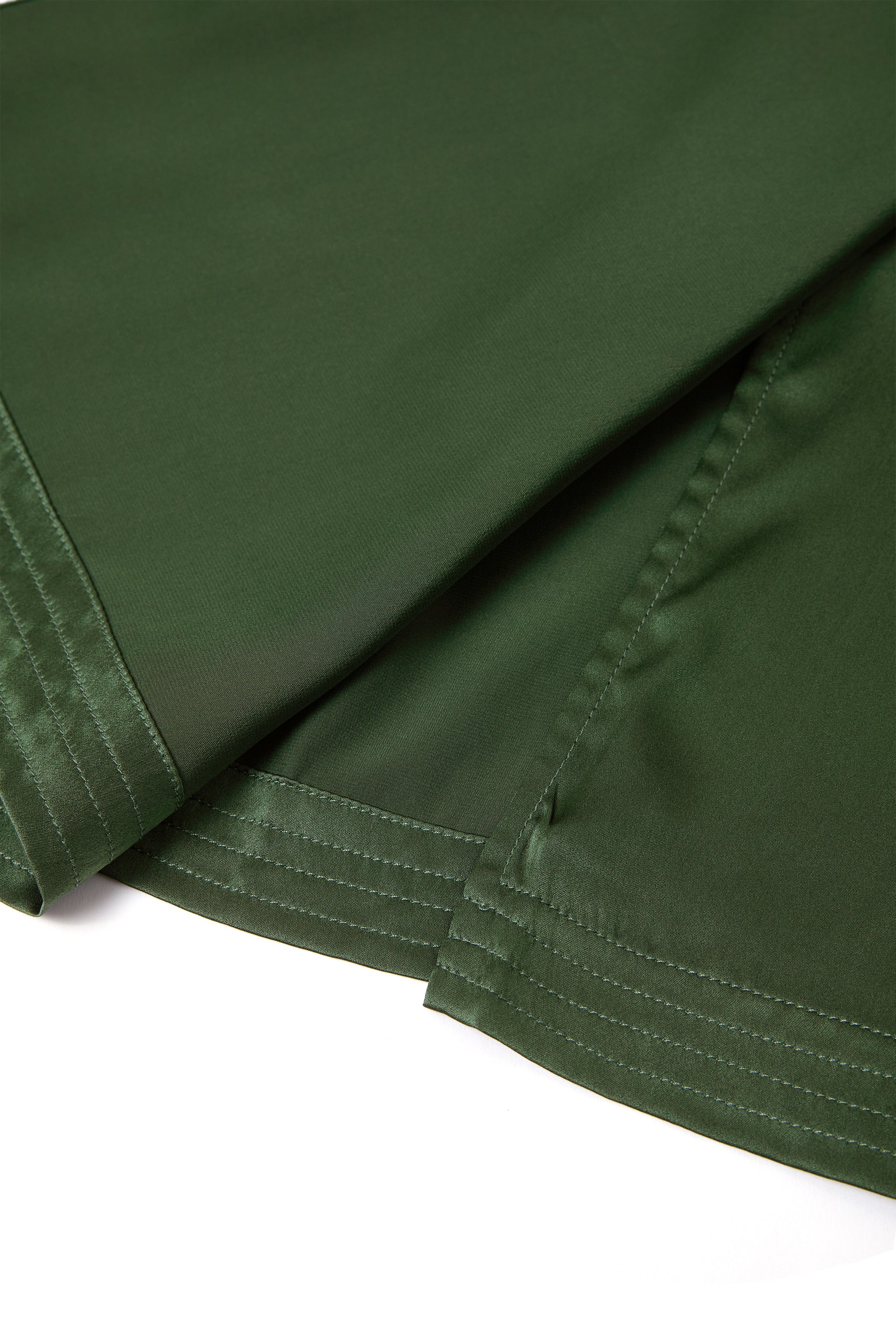 Viridian Lake Chemise and Robe Set In Mulberry Silk - Pine Shadow