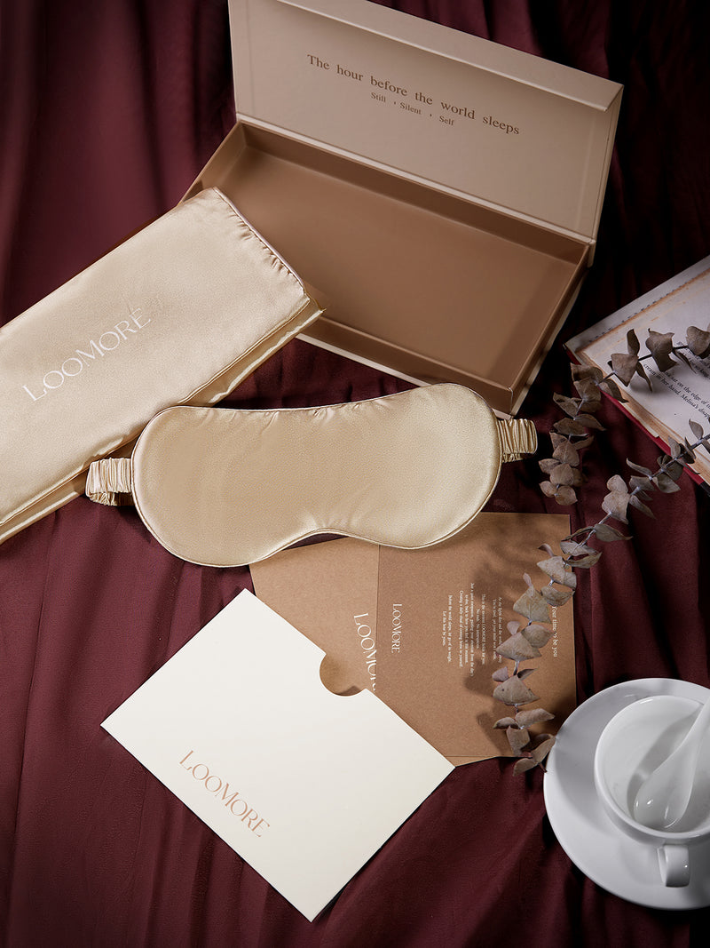 Wheat Shadows Eye Mask In Mulberry Silk - Champagne Breeze