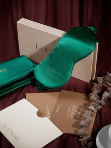 Viridian Lake Eye Mask In Mulberry Silk - Pine Shadow
