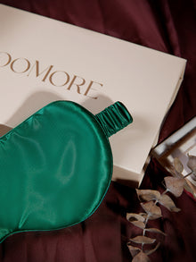 Viridian Lake Eye Mask In Mulberry Silk - Pine Shadow