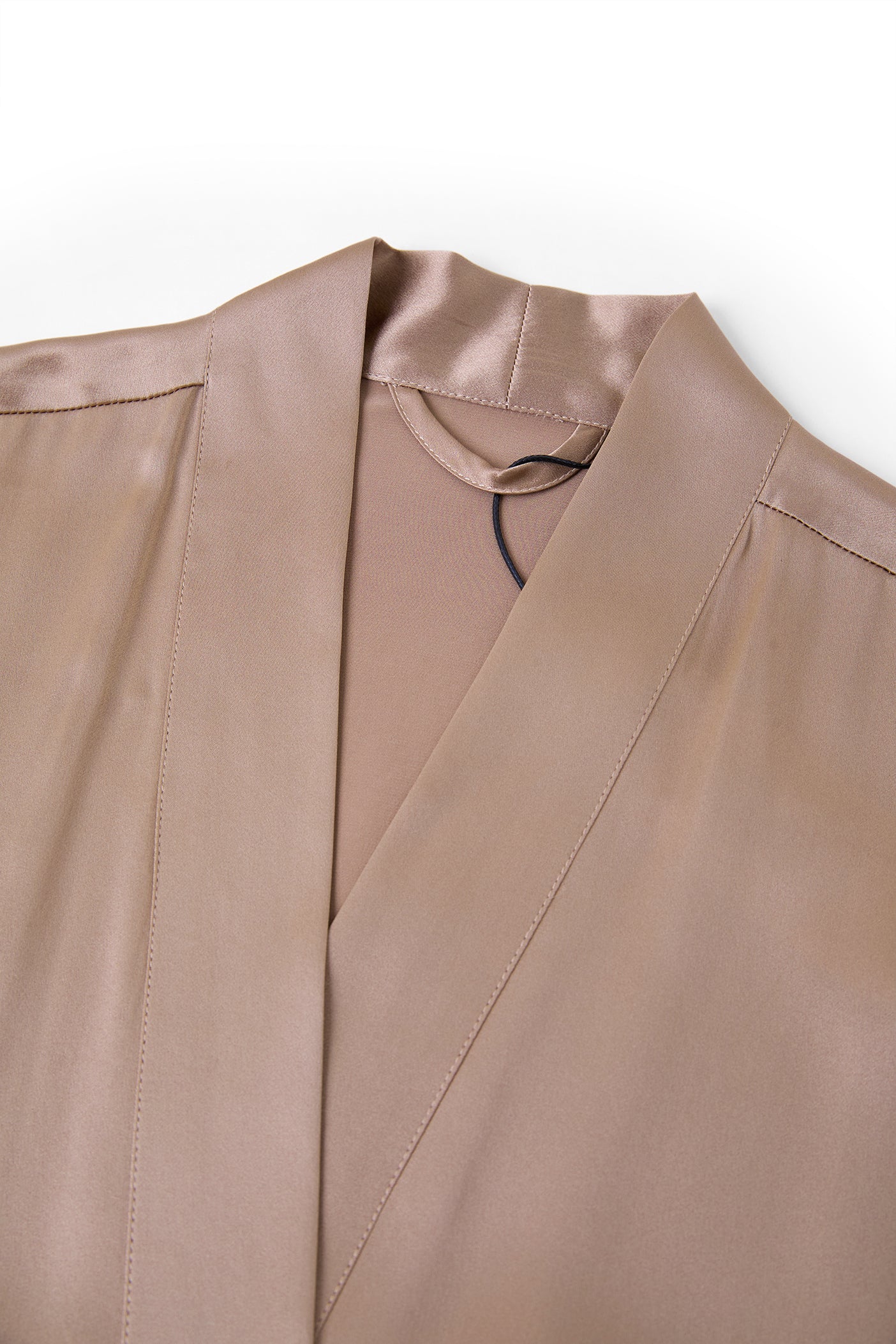 Wheat Shadows Robe In Mulberry Silk - Latte Harvest