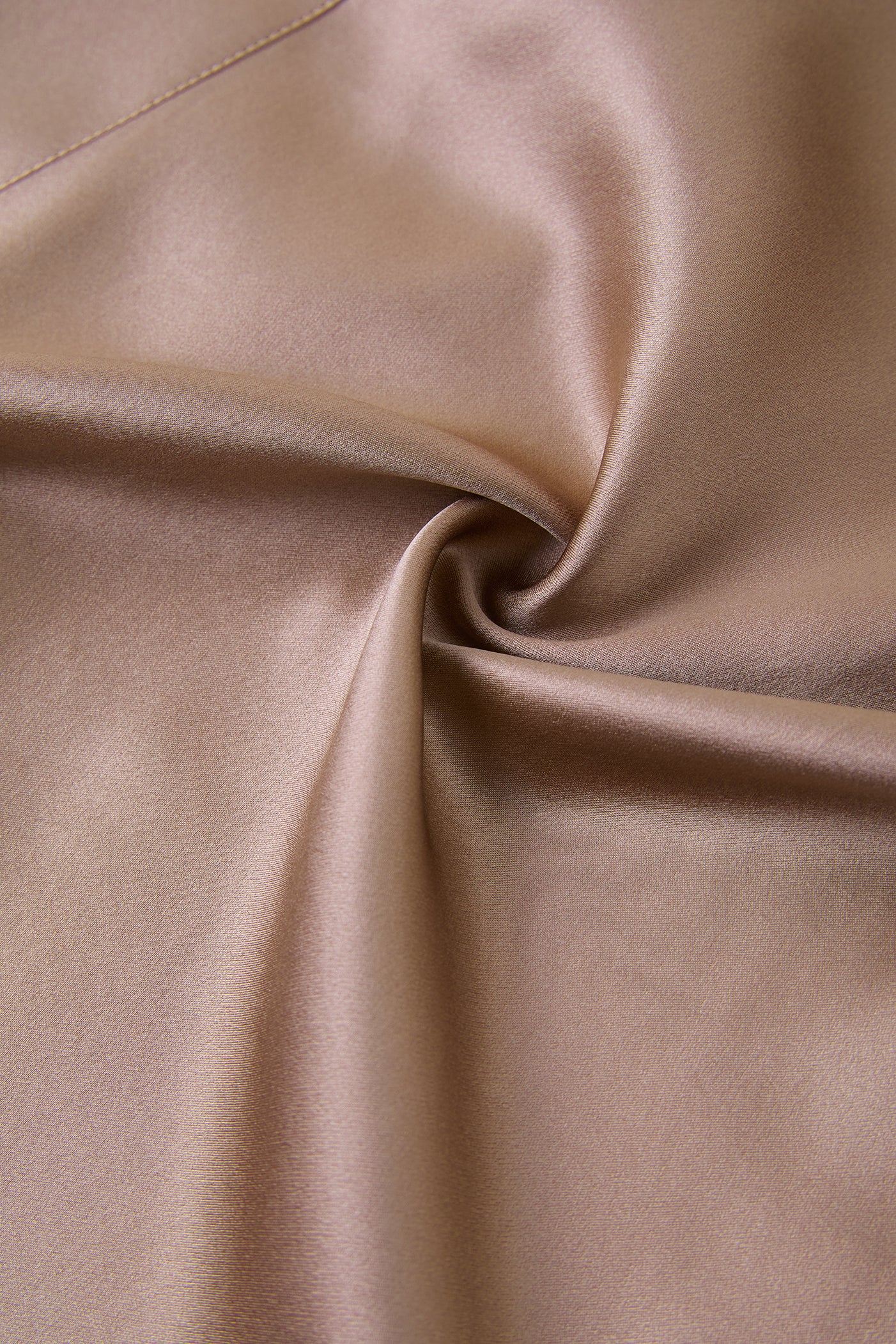 Wheat Shadows Robe In Mulberry Silk - Latte Harvest