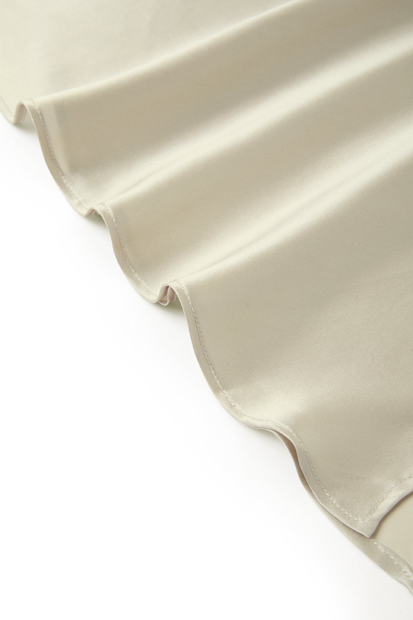 Wheat Shadows Slip Dress In Mulberry Silk - Champagne Breeze
