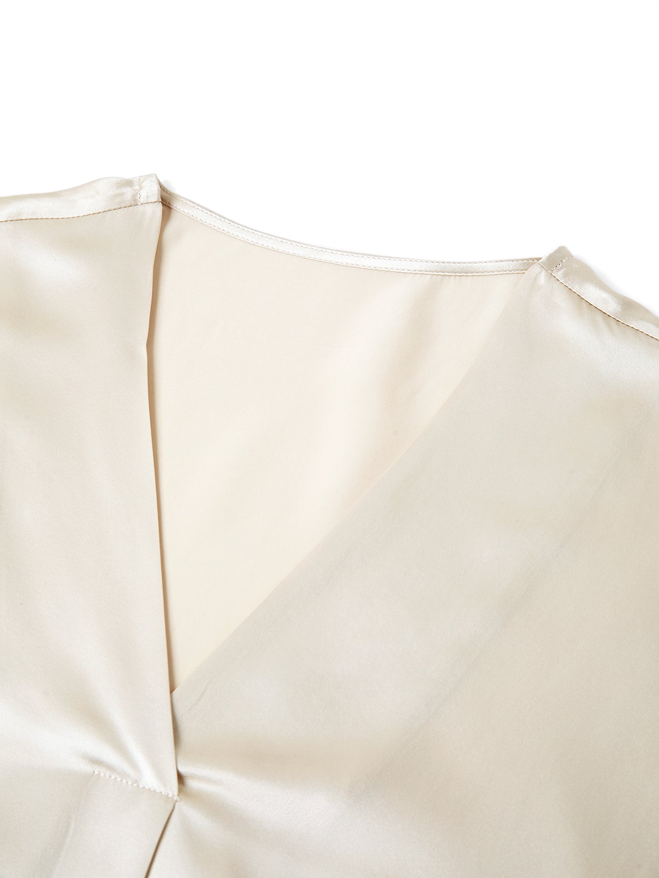 Wheat Shadows Robe In Mulberry Silk - Field Straw